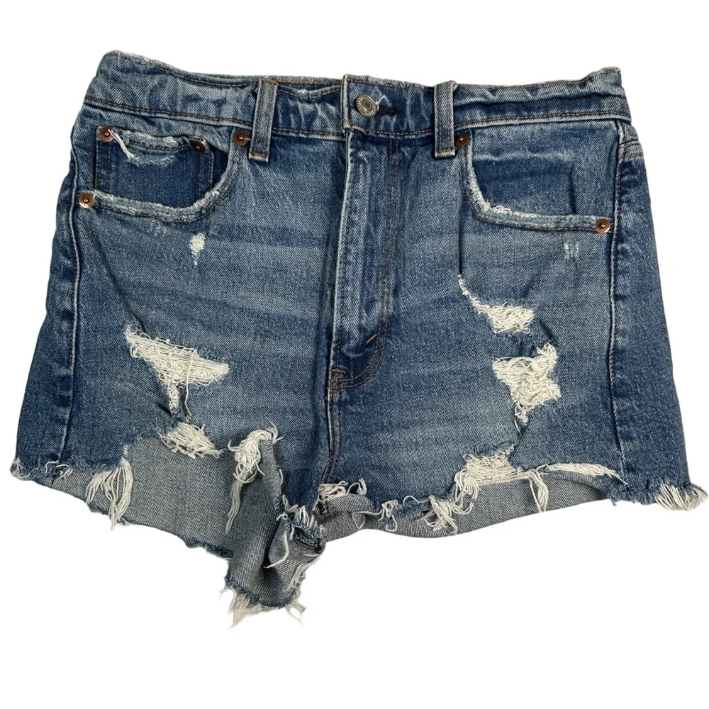 Abercrombie and Fitch the mom short high rise‎ distressed Jean denim cut off